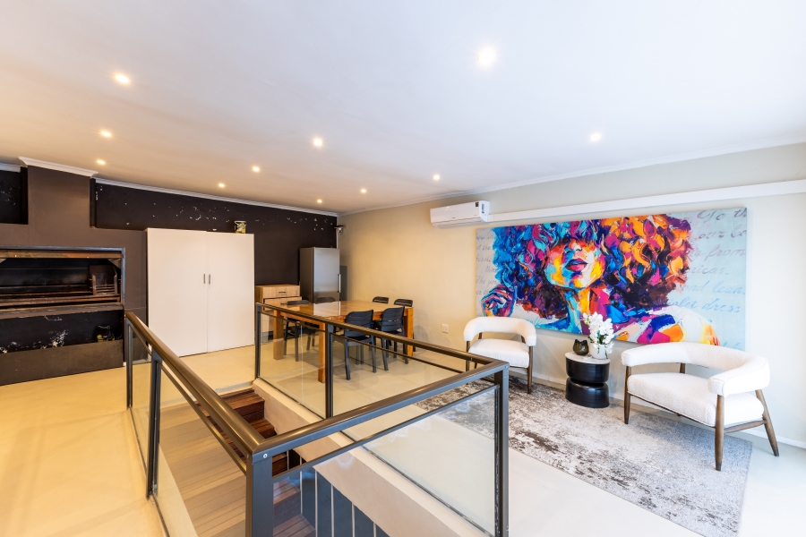 To Let 3 Bedroom Property for Rent in Sea Point Western Cape